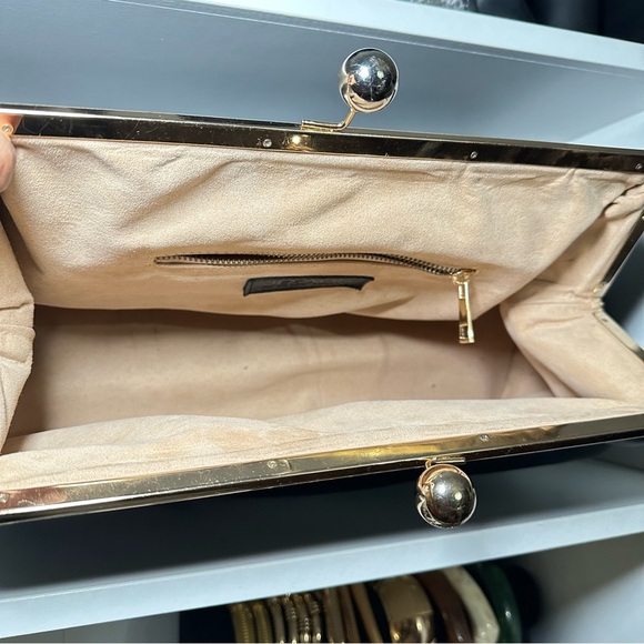 Jesalin “Sette” Oversized Leather Clutch - Picture 9 of 12
